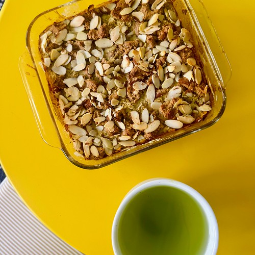 Almond Croissant Baked Oats