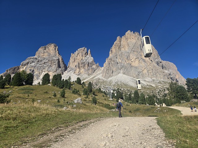 From Passo Sella to Ciampinoi to Dantercëpies - Val Gardena, Dolomites, Italy