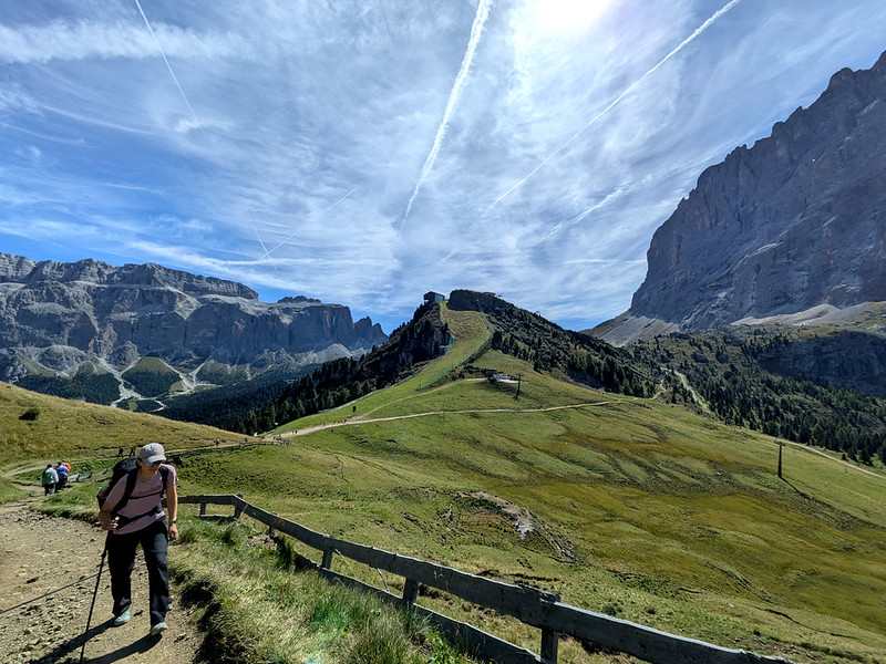 From Passo Sella to Ciampinoi to Dantercëpies - Val Gardena, Dolomites, Italy