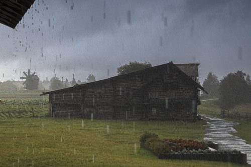 Rain in Kizhi