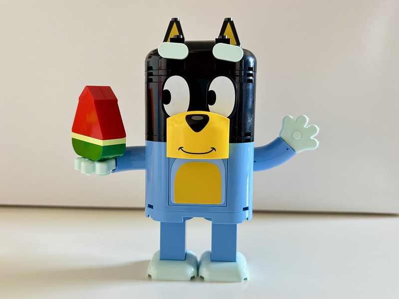 11217: Brick-Built Bluey Family Set Review
