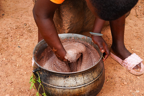 Shea butter making, Natitingou