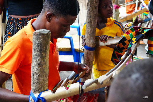 Kente weavers at work