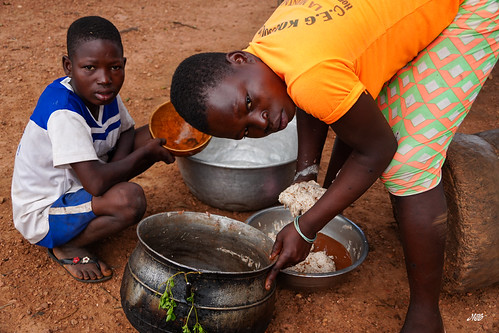 Shea butter making, Natitingou