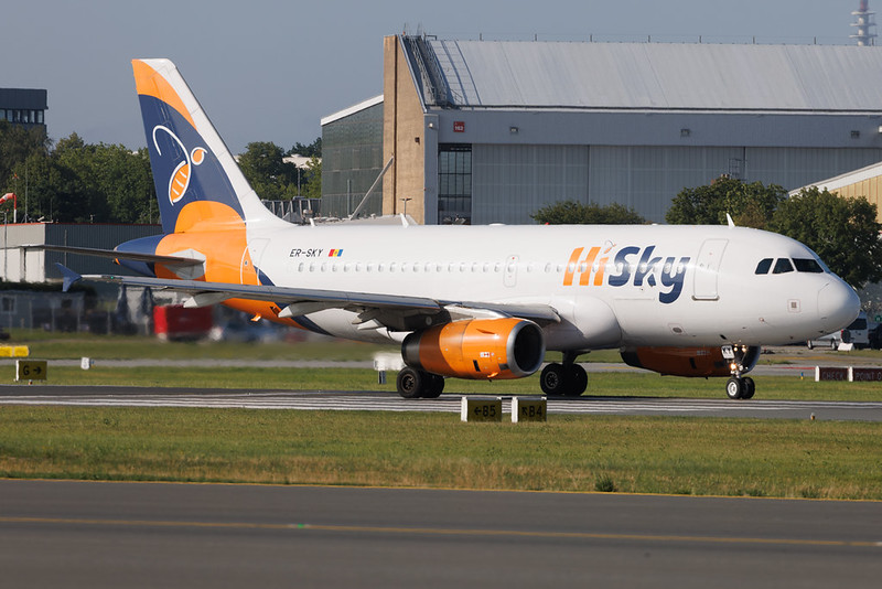 Hamburg Airport: HiSky (H7 / HYM) | Airbus A319-131 A319 | ER-SKY | MSN 02326