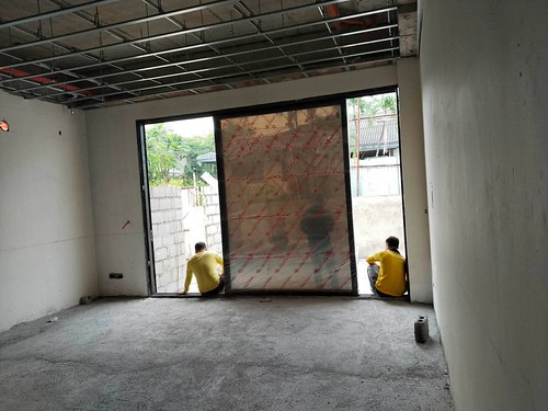 Small Window Details That Matter on a Real Construction Project 