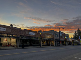 Flickr photo: Downtown Snoqualmie Sunrise