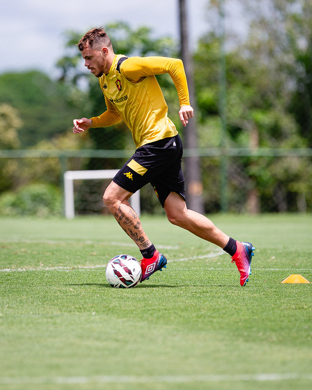Jogadores do Sport Club do Recife participam de treinamento com o comando do Técnico Mariano Soso no CT do Sport, em Recife (PE), nesta terça-feira, 29 de Setembro de 2026, como parte da preparação da equipe para a partida contra a Athletic, válida pela 31ª rodada do Campeonato Brasileiro da Série B. Foto: Paulo Paiva / Sport Club do Recife. Treino CT Sport | 29/09/2026