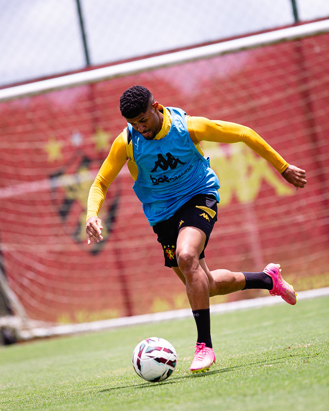 Jogadores do Sport Club do Recife participam de treinamento com o comando do Técnico Mariano Soso no CT do Sport, em Recife (PE), nesta terça-feira, 29 de Setembro de 2026, como parte da preparação da equipe para a partida contra a Athletic, válida pela 31ª rodada do Campeonato Brasileiro da Série B. Foto: Paulo Paiva / Sport Club do Recife. Treino CT Sport | 29/09/2026
