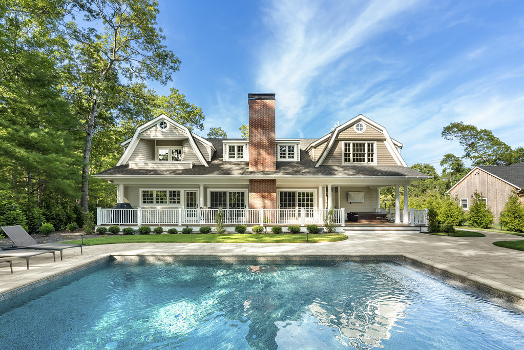 Petrocelli Residence