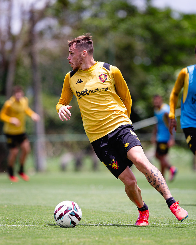 Jogadores do Sport Club do Recife participam de treinamento com o comando do Técnico Mariano Soso no CT do Sport, em Recife (PE), nesta terça-feira, 29 de Setembro de 2026, como parte da preparação da equipe para a partida contra a Athletic, válida pela 31ª rodada do Campeonato Brasileiro da Série B. Foto: Paulo Paiva / Sport Club do Recife. Treino CT Sport | 29/09/2026