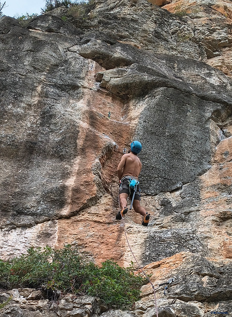 Kilian Mateo - Mogamba, 7a+ -01- Vallirana, Zona de La Cascada, Sector El Mirador (27-09-2026)