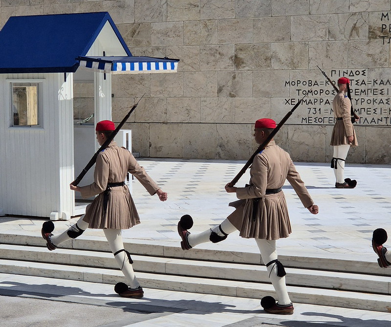 Cambio guardia Atenas