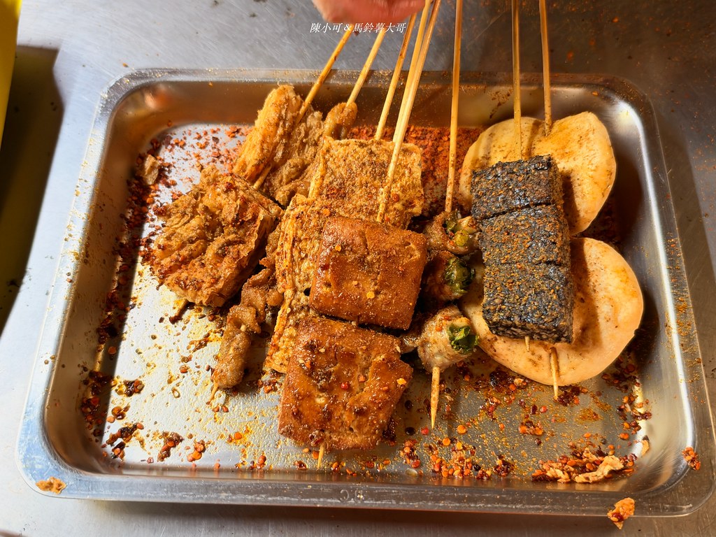 三重串燒推薦,正宗湘味。炸烤串串,龍門路串燒,龍門路烤串 @陳小可的吃喝玩樂