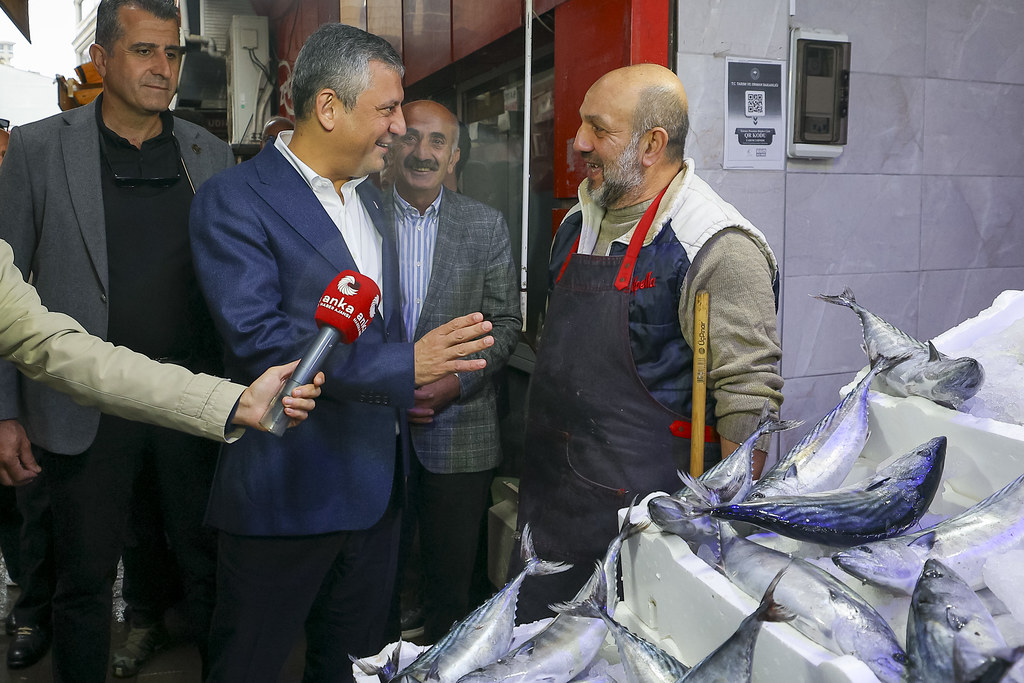 YENİ PARTİ GENEL BAŞKANI ÖZGÜR ÖZEL RİZE’DE