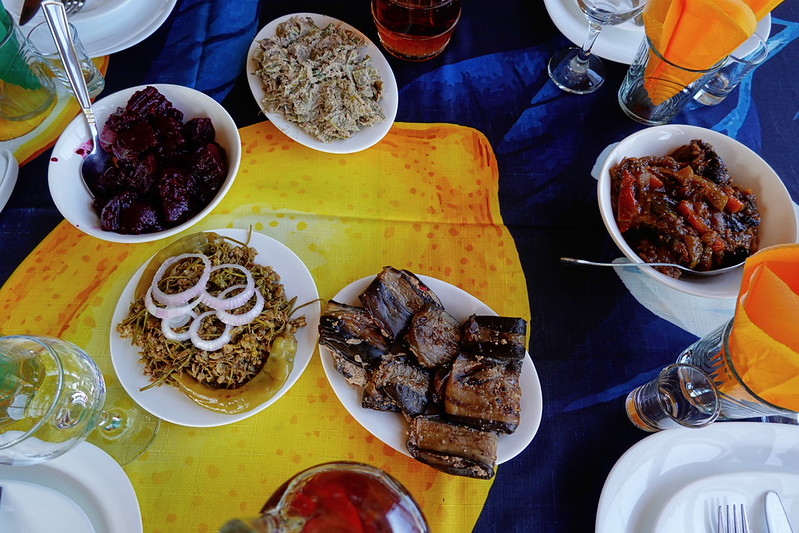 Recorriendo Tiflis (III). Gastronomía georgiana. Catedral Nueva Sameba. - Tour básico de una semana por Georgia. EN CONSTRUCCIÓN. (2)