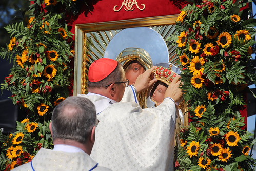 Koronacja obrazu Matki Bożej i jubileusz 700-lecia parafii Narodzenia Najświętszej Maryi Panny w Krzęcinie 04.10.2026 r.