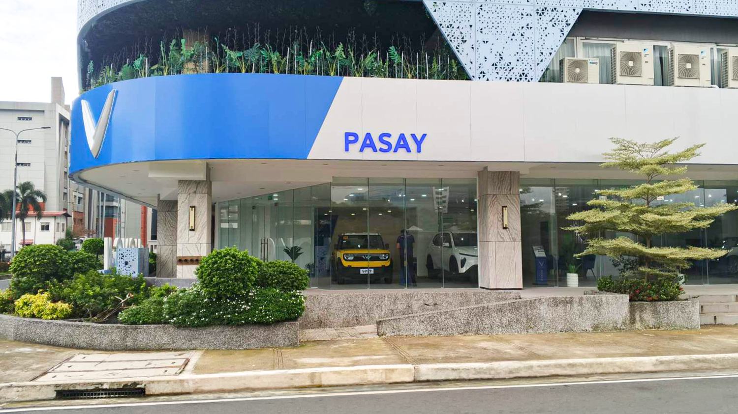 Vinfast opens new doors in Pasay City