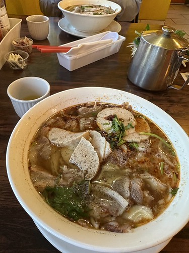 King Noodle House