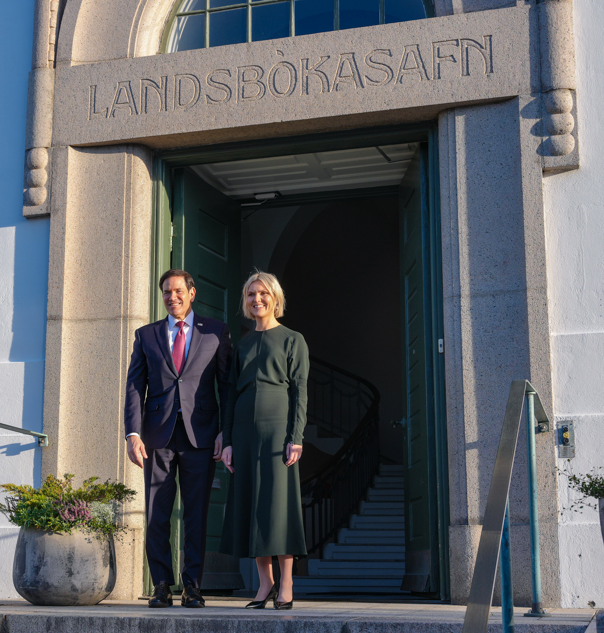 Secretary Rubio Meets with Icelandic Prime Minister