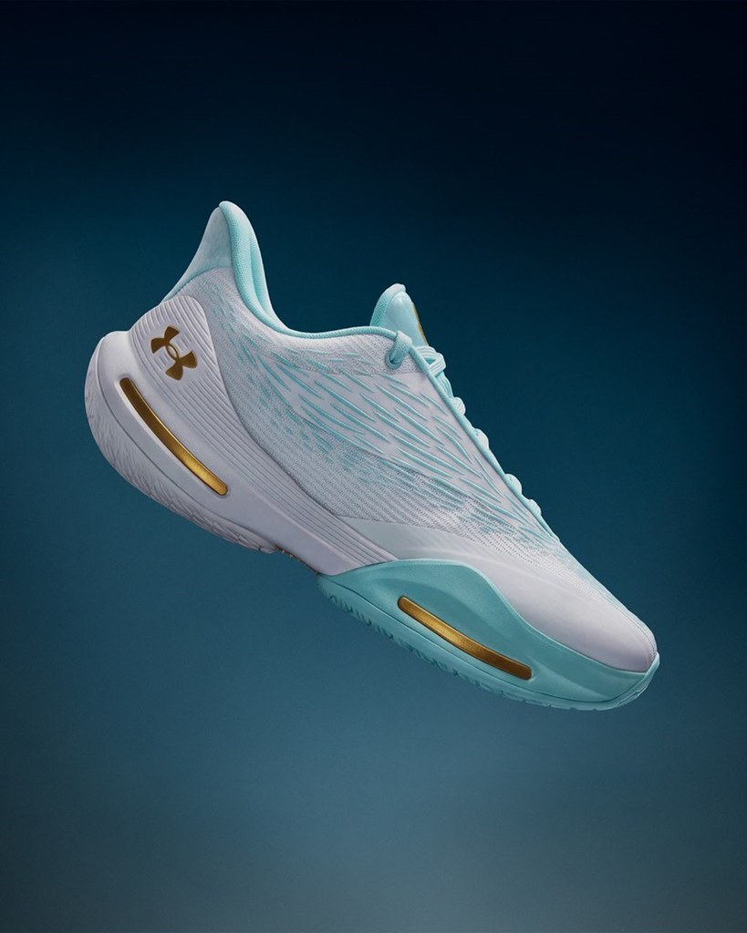 UNDER ARMOUR推出專為疾速爆發與急停變換打造的De'Aaron Fox第三代簽名鞋Fox 3 4 UNDER ARMOUR 2026-04