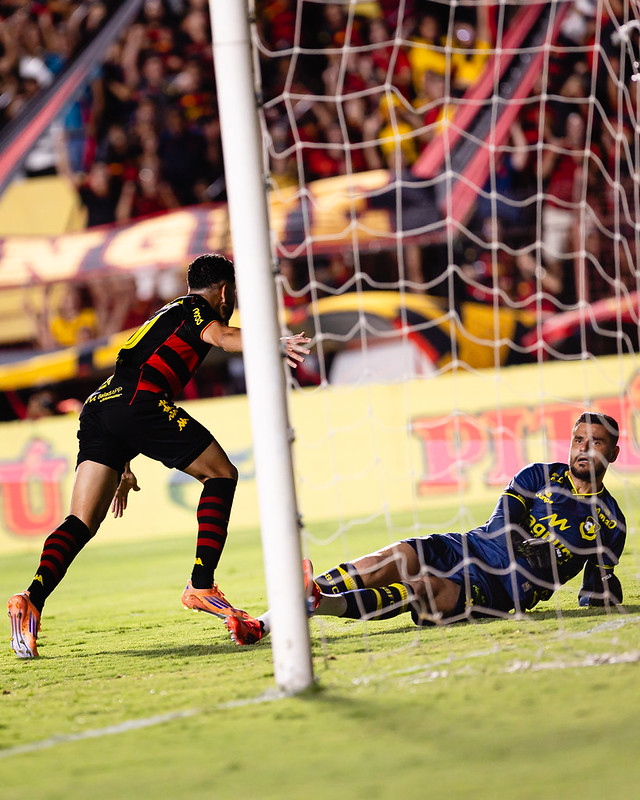Partida entre Sport x São Bernardo, válida pela rodada 32 da Série B do Campeonato Brasileiro, realizada na Ilha do Retiro, em Recife (PE), nesta terça-feira, 06 de Outubro de 2026. Foto: Paulo Paiva/Sport Club do Recife. Sport x São Bernardo | Campeonato Brasileiro Série B 2026