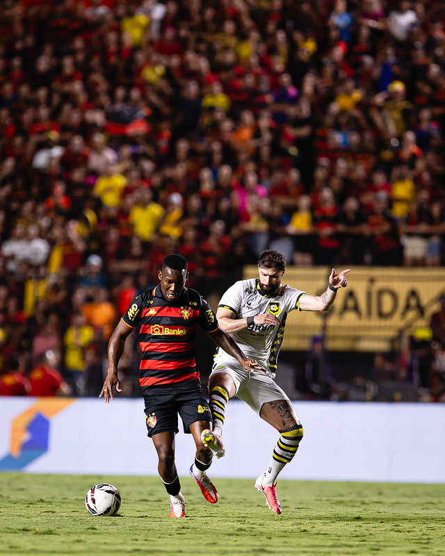 Partida entre Sport x São Bernardo, válida pela rodada 32 da Série B do Campeonato Brasileiro, realizada na Ilha do Retiro, em Recife (PE), nesta terça-feira, 06 de Outubro de 2026. Foto: Paulo Paiva/Sport Club do Recife. Sport x São Bernardo | Campeonato Brasileiro Série B 2026