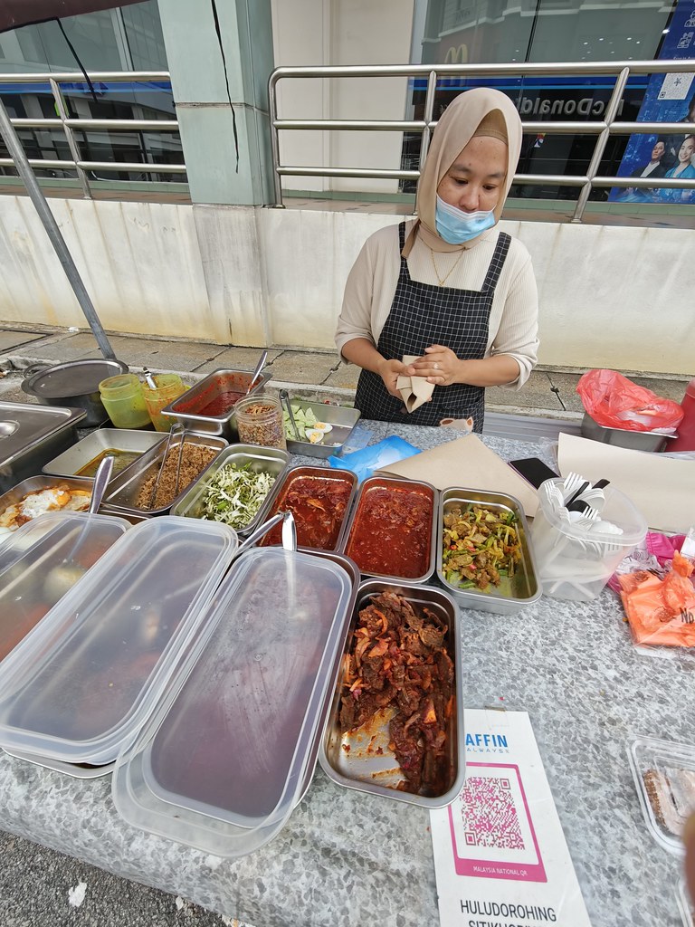 @ Nasi Lemak stall in front of Affin Bank USJ (opposite Mc Donalds USJ)