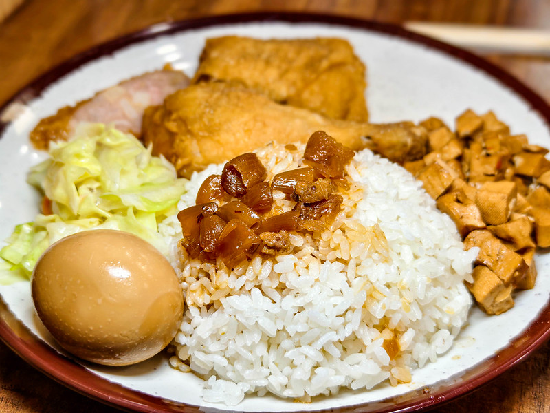阿世排骨菜單價格2026｜永和信義路老店，炸雞腿飯從小吃到大 @鄉民食堂
