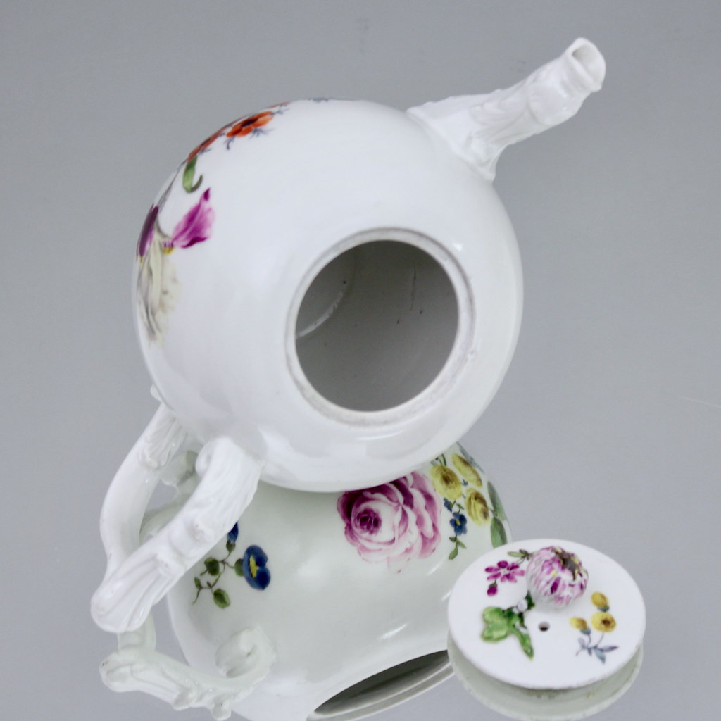 Meissen, Teekanne, Kännchen, J-Henkel, I-Henkel, Blumen, Iris, Rose, teapot
