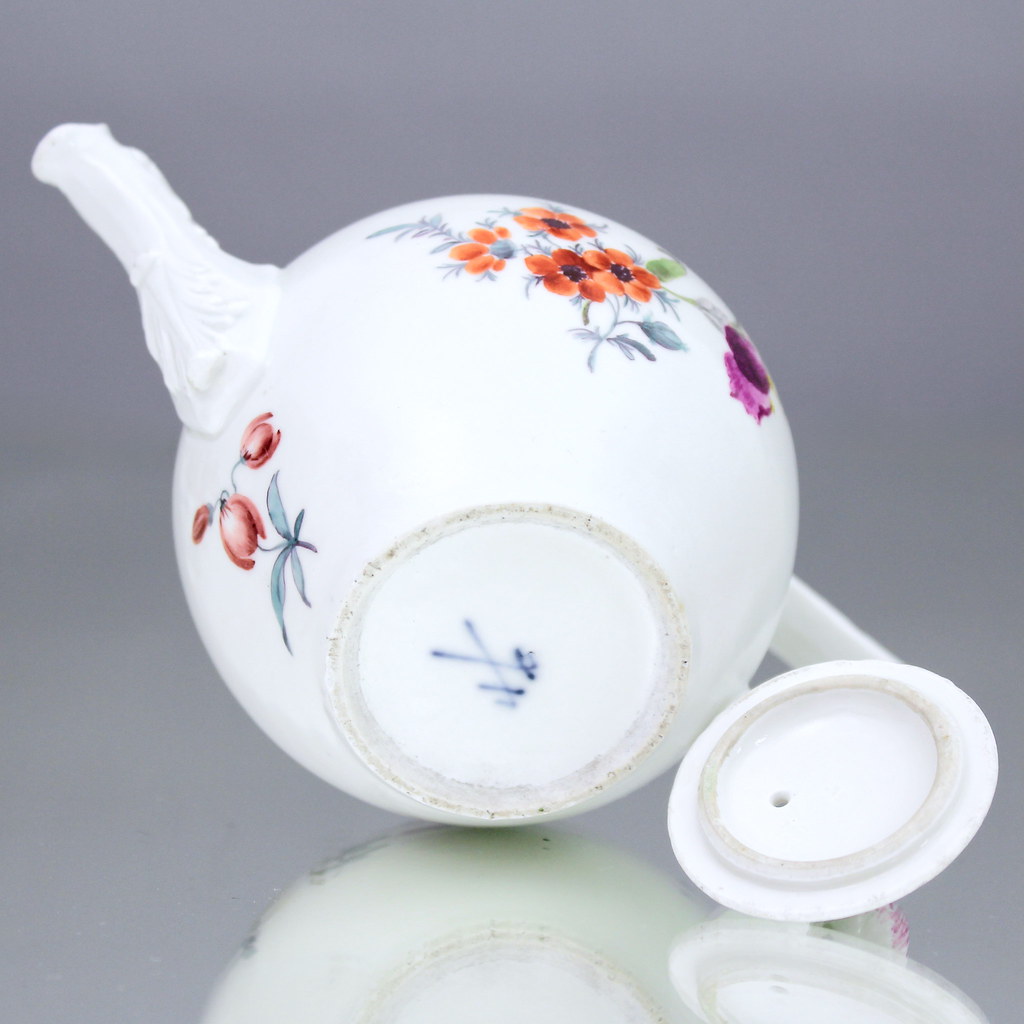Meissen, Teekanne, Kännchen, J-Henkel, I-Henkel, Blumen, Iris, Rose, teapot