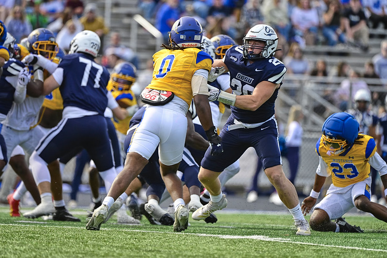 SCSU Football Highlights vs Monroe
