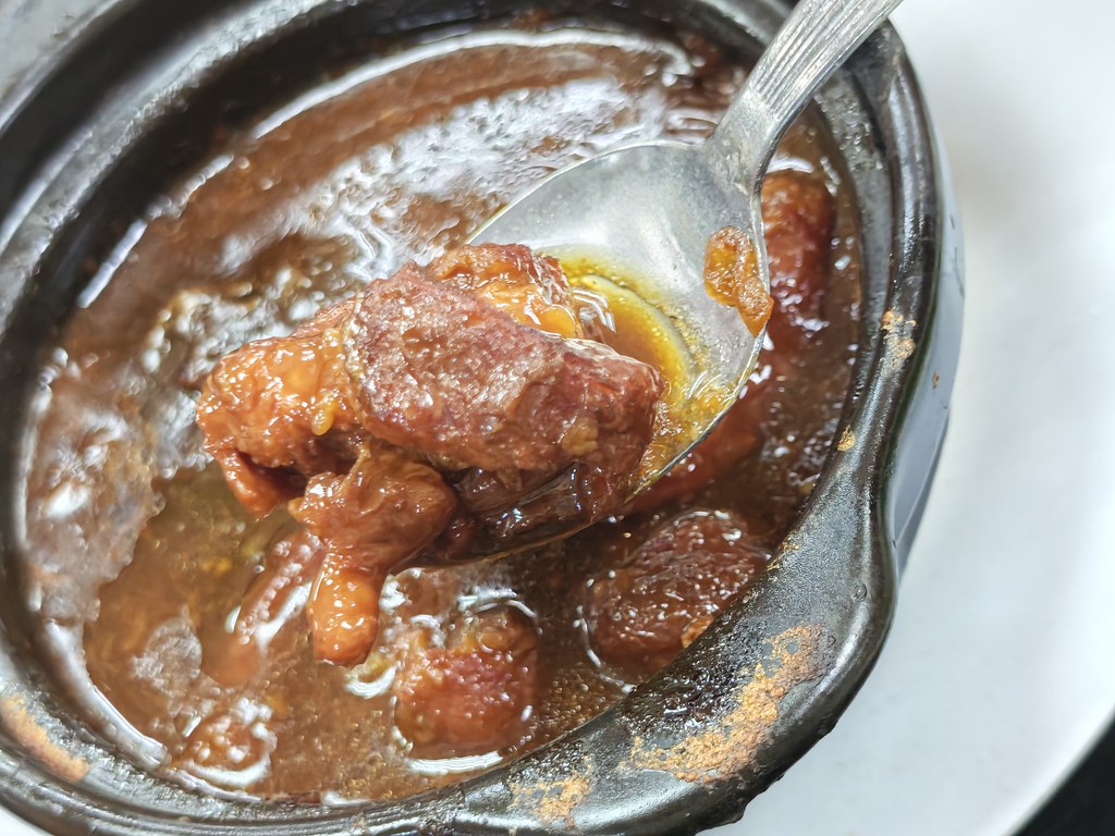 瓦煲客家炸肉 Hakka Claypot Char Yok (Small) rm$8  @ 平香客家排骨飯店 Restoran Peng Heong Hakka Paikut in Klang Town