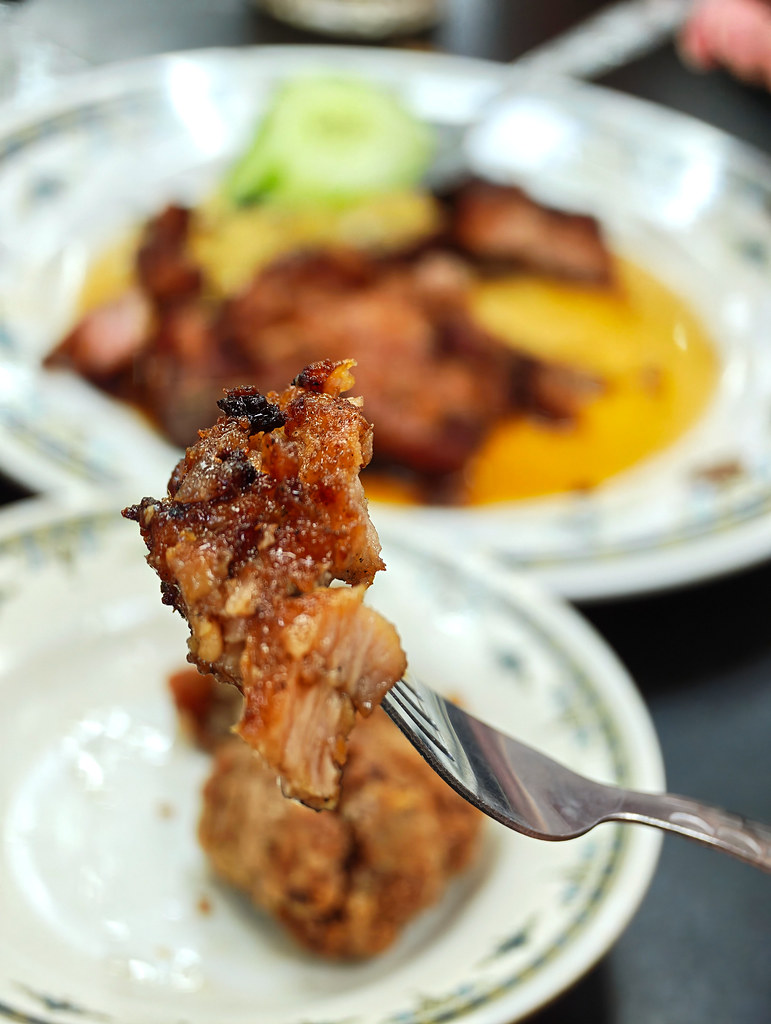 排骨大王 "Paikut"Spare RIbs King (2pcs) rm$28 @ 平香客家排骨飯店 Restoran Peng Heong Hakka Paikut in Klang Town