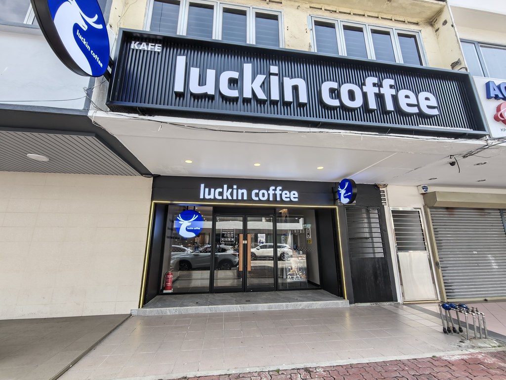 @ 瑞幸咖啡 Luckin Coffee Bandar Klang
