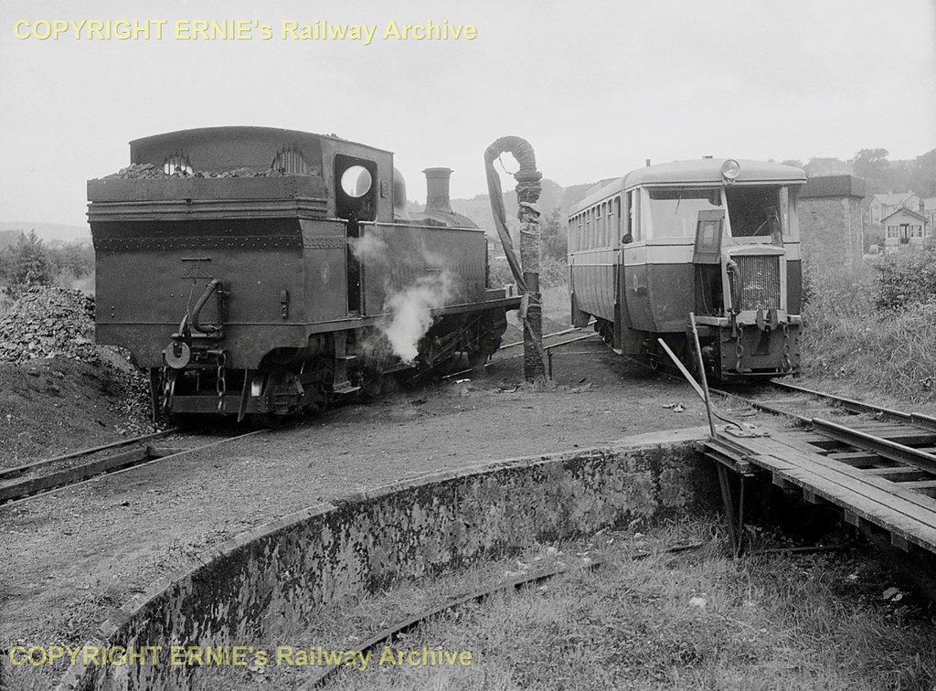 CDRJC 1957-09-04 Letterkenny shed 6 & R'car14. PFF385