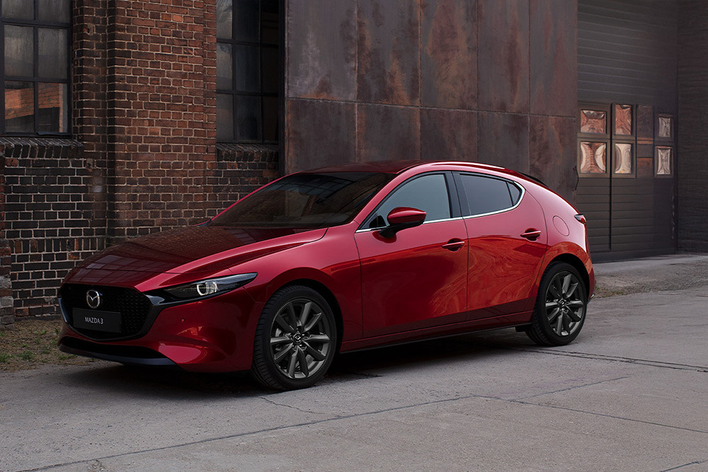 全新Mazda CX-5領銜新年式車系陣容再進階!2027年式Mazda3、CX-30進駐全台展間 4 MAZDA 261006-4