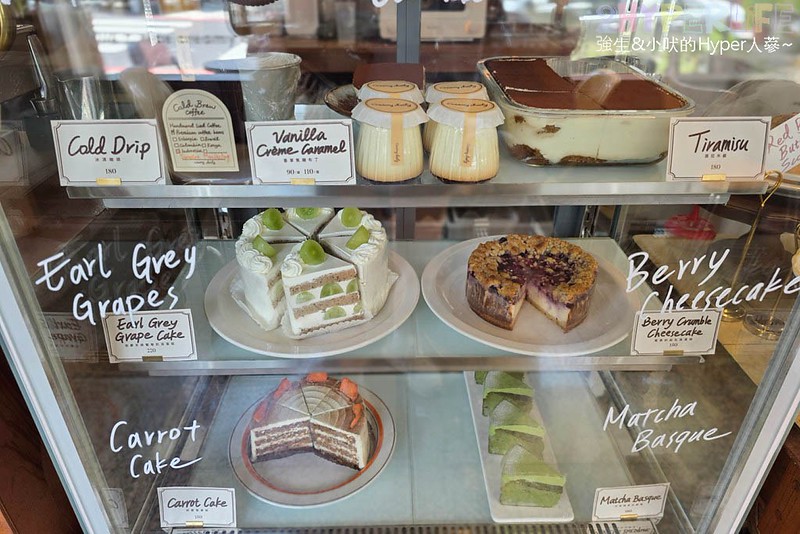 CREAMY DAILY CAFE│豐樂公園旁質感韓系甜點咖啡館，甜點種類多樣每一款都想點一輪！ @強生與小吠的Hyper人蔘~