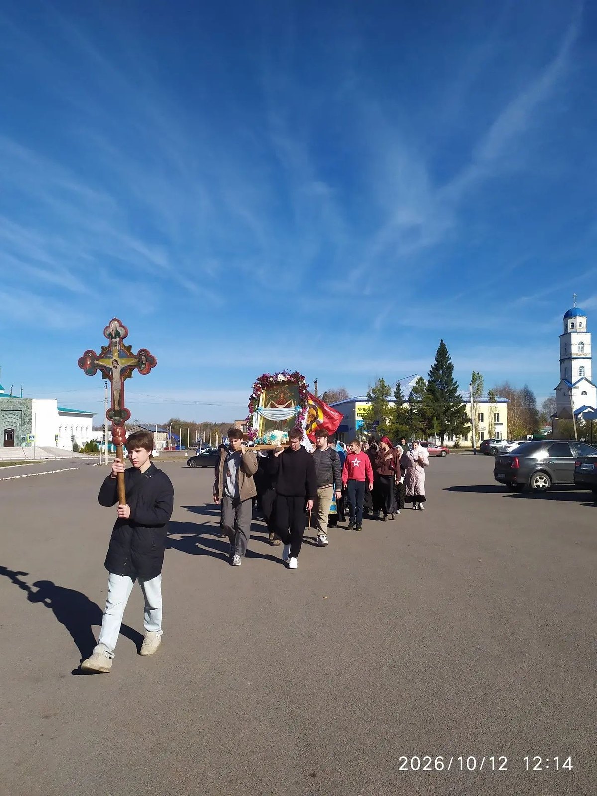 12.10.26. Языково. "Покровский" крестный ход прошел вокруг села Языково
