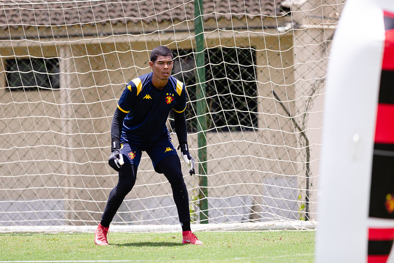 Jogadores do Sport Club do Recife participam de treinamento com o comando do Técnico Mariano Soso no CT do Sport, em Recife (PE), neste sexta-feira, 13 de Outubro de 2026, como parte da preparação da equipe para a partida contra o Fortaleza, válida pela 34ª rodada do Campeonato Brasileiro da Série B. Foto: Paulo Paiva / Sport Club do Recife. Treino CT Sport | 13/10/2026