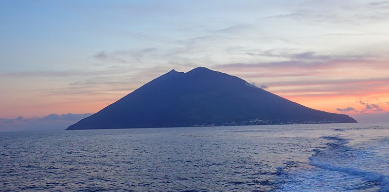 Mini-crucero de un día por las Islas Eolias desde Tropea (I). - 16 días por el Sur de Italia en coche: Campania, Puglia, Basilicata y Calabria. (7)