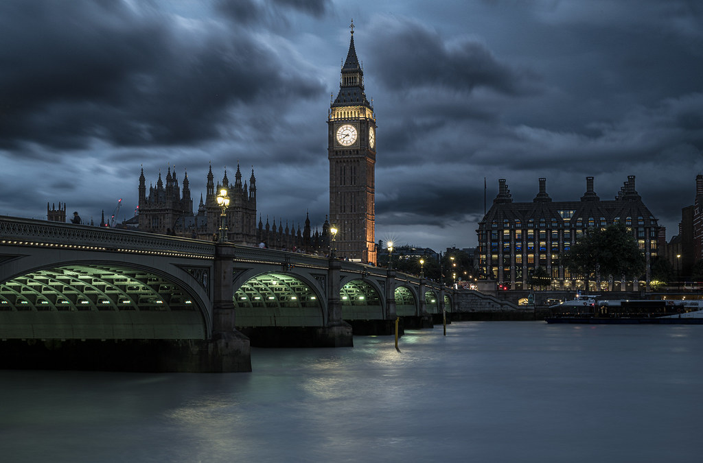 Big Ben in a Breath of Blue : Good Morning!!!