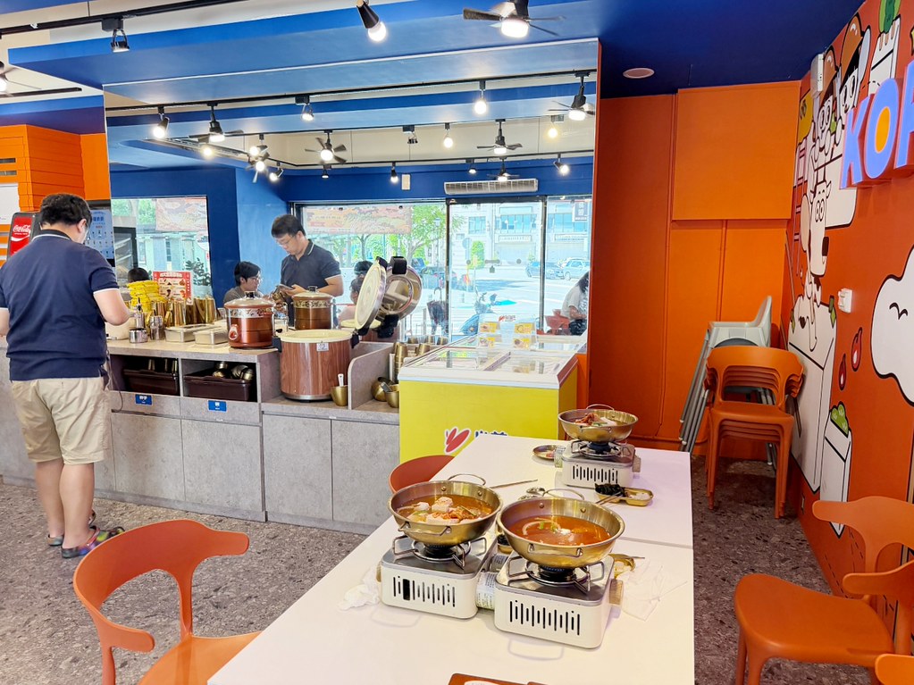 [八德美食]韓奶奶-韓式豆腐鍋物（八德代表店）|一人一鍋249元起還能爽吃自助吧~火鍋料滷肉飯、泡麵、冰淇淋全部無限供應 @VIVIYU小世界