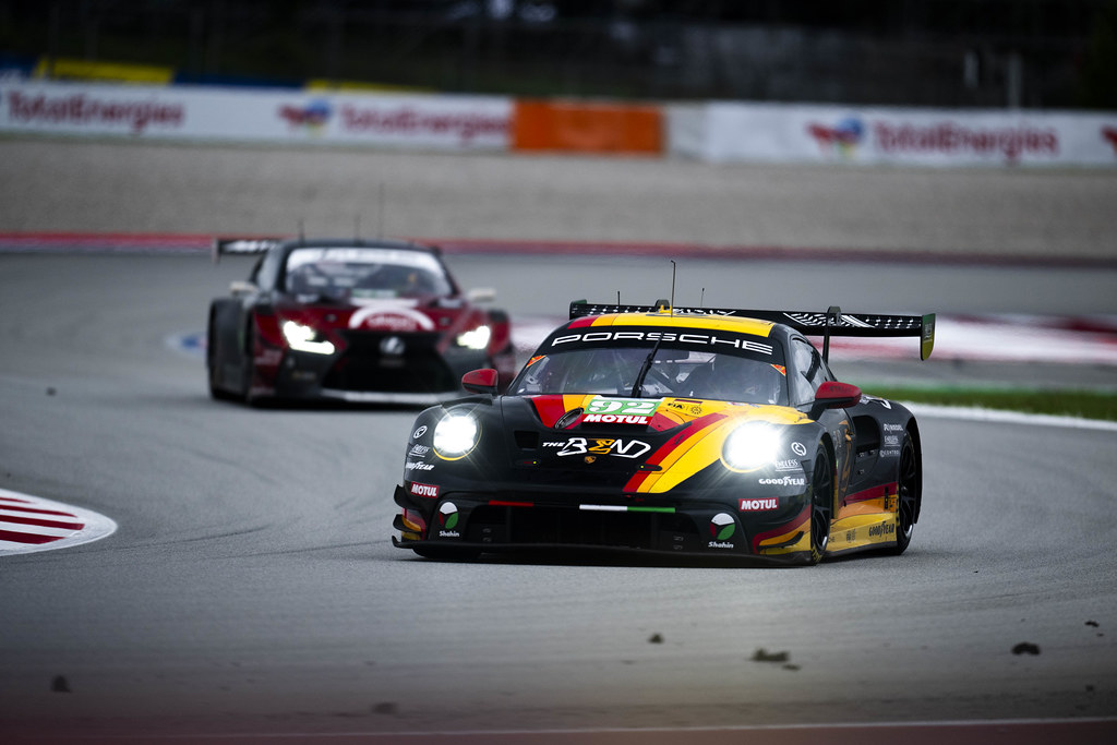 92 LIETZ Richard (aut), PERA Riccardo (ita), SHAHIN Yasser (aus), The Bend Manthey, Porsche 911 GT3 R (992.2) #92, LM GT3, action during the 6 Hours of Barcelona 2026, 7th round of the 2026 FIA World Endurance Championship, from October 16 to 18, 2026 on the Circuit de Barcelona-Catalunya in Montmelo, Spain - Photo Fabrizio Boldoni / DPPI
