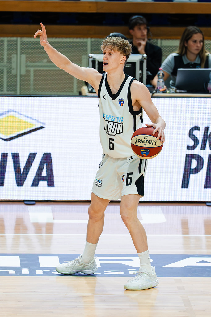 Gal Čop of Perspektiva Ilirija in action during the AdmiralBet ABA League match against Mega Superbet at Tivoli Hall in Ljubljana, Slovenia, on 18.10.2026
Foto: Lovro Kovacic - Mr Green