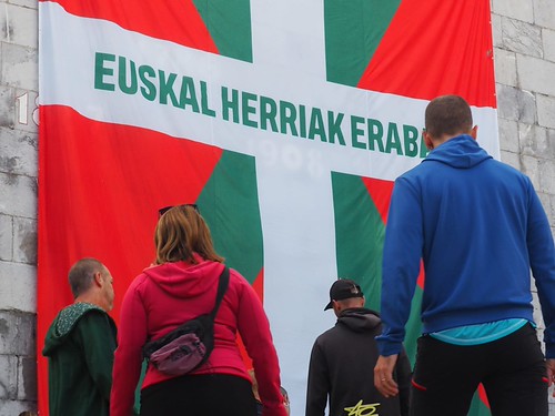 Zazpi jauziz, herri bat ekimena. Argazkiak: Gure Esku