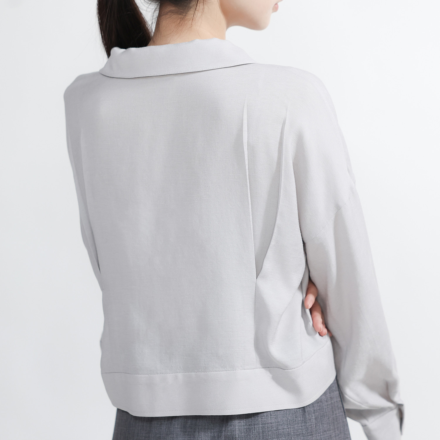 SU:MI said Insight _知新寬版襯衫_26AF004_淺灰