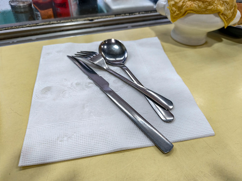 皇后牛排館食記2026｜萬華梧州街台式鐵板牛排，菲力牛排套餐評測 @鄉民食堂
