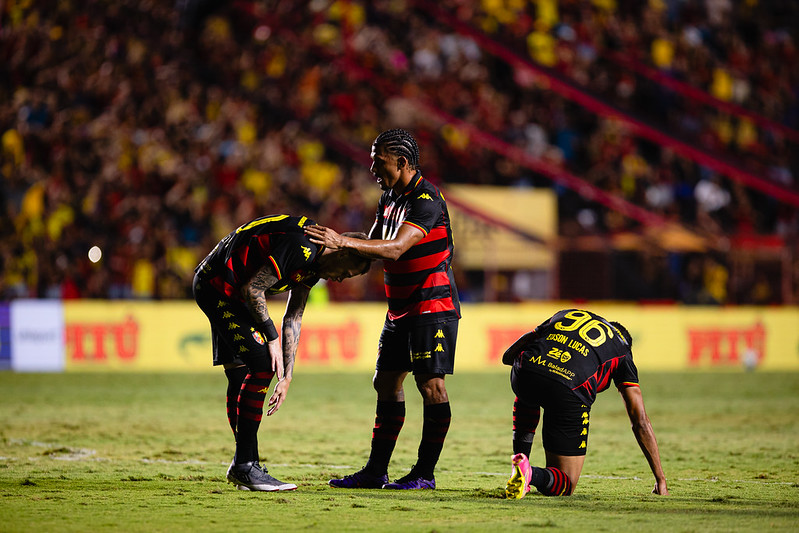 Partida entre Sport x Criciúma, válida pela rodada 35 da Série B do Campeonato Brasileiro, realizada na Ilha do Retiro, em Recife (PE), nesta sexta-feira, 23 de Outubro de 2026. Foto: Paulo Paiva/Sport Club do Recife. Sport x Criciúma | Campeonato Brasileiro Série B 2026