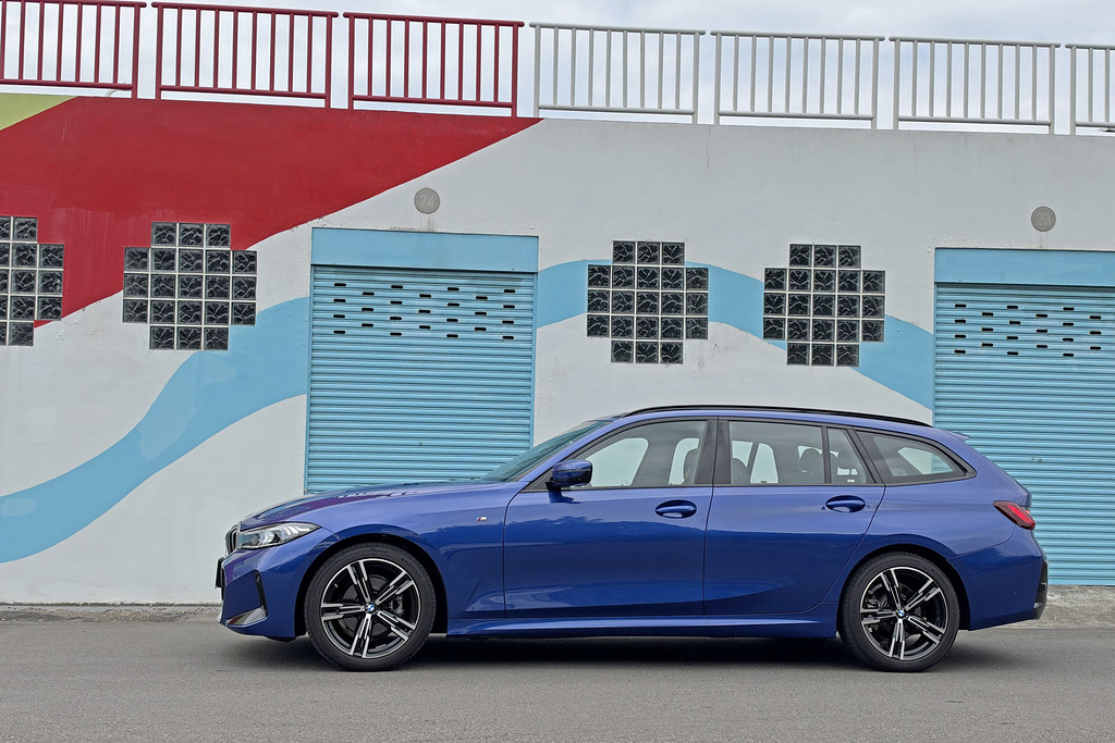 BMW 318i 261015-3